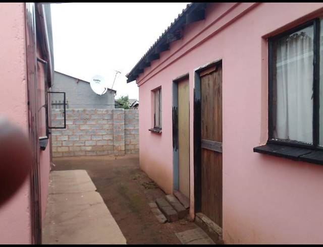 2 BEDROOM HOUSE FOR SALE IN PALM RIDGE